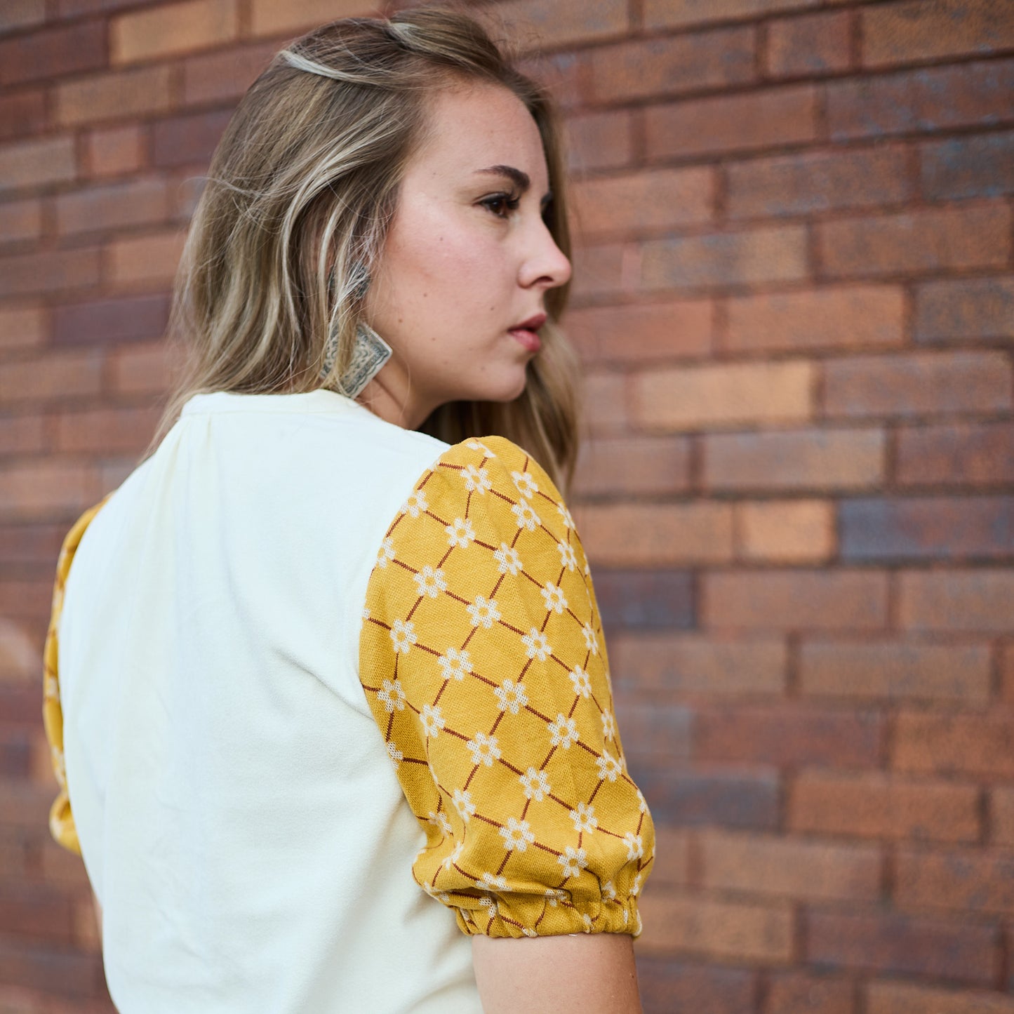 FLORAL SLEEVE SUEDE TOP