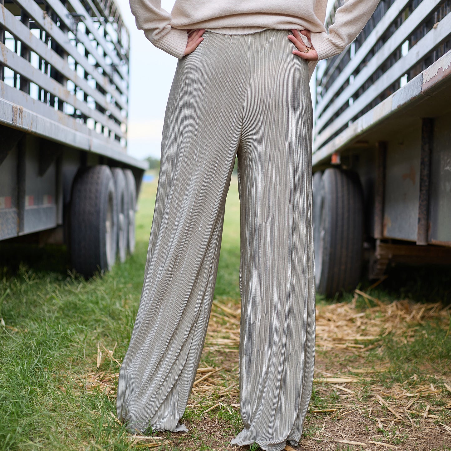 WIDE LEG RELAXED PANT